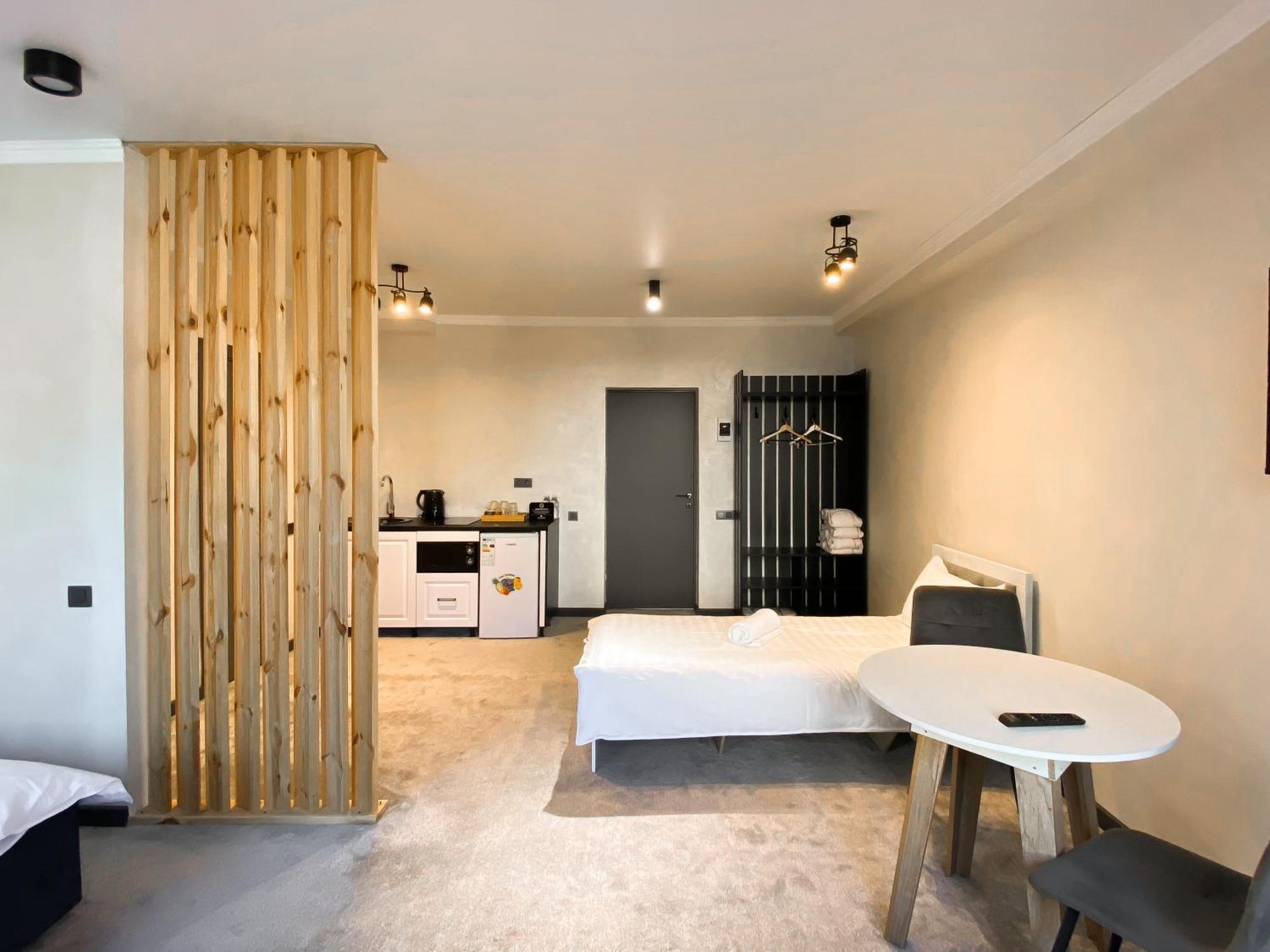Apart Hotel Beles Almati Kültér fotó